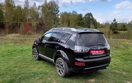 Mitsubishi Outlander III рестайлинг 3, 2007 год, 980 000 рублей, 4 фотография