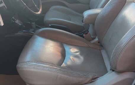 Mitsubishi Outlander III рестайлинг 3, 2007 год, 980 000 рублей, 7 фотография