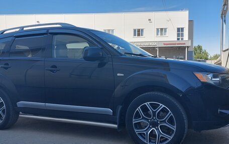 Mitsubishi Outlander III рестайлинг 3, 2007 год, 980 000 рублей, 15 фотография