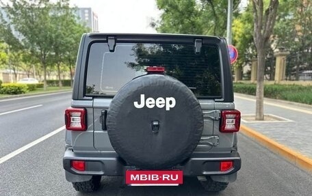 Jeep Wrangler, 2021 год, 4 500 000 рублей, 6 фотография