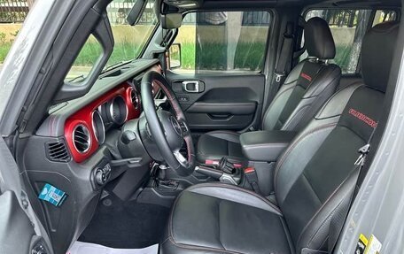 Jeep Wrangler, 2021 год, 4 500 000 рублей, 10 фотография