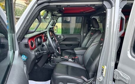 Jeep Wrangler, 2021 год, 4 500 000 рублей, 18 фотография