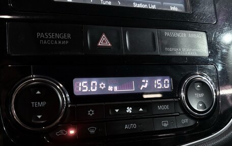 Mitsubishi Outlander III рестайлинг 3, 2012 год, 1 457 000 рублей, 14 фотография