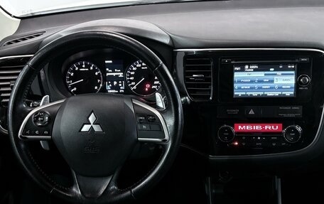 Mitsubishi Outlander III рестайлинг 3, 2012 год, 1 457 000 рублей, 6 фотография