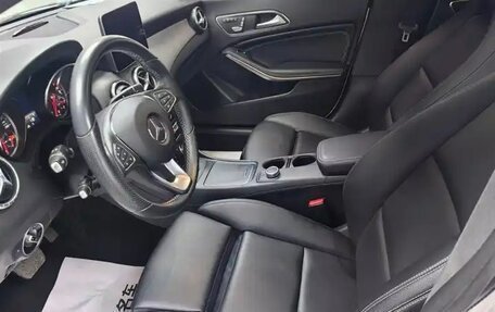 Mercedes-Benz CLA, 2018 год, 1 900 000 рублей, 9 фотография