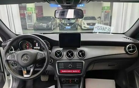 Mercedes-Benz CLA, 2018 год, 1 900 000 рублей, 8 фотография