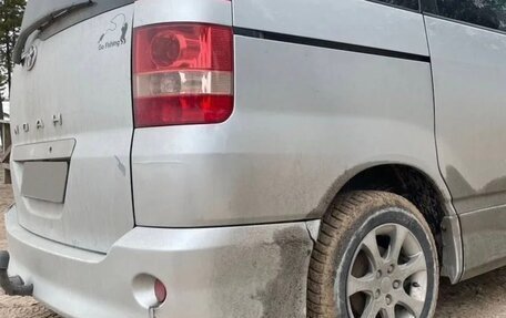 Toyota Noah III, 2001 год, 880 000 рублей, 4 фотография