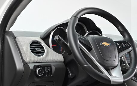 Chevrolet Cruze II, 2013 год, 725 000 рублей, 9 фотография