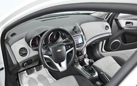Chevrolet Cruze II, 2013 год, 725 000 рублей, 8 фотография