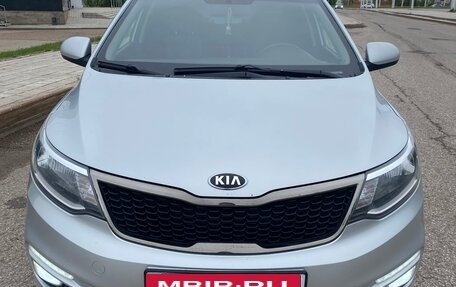 KIA Rio III рестайлинг, 2015 год, 1 030 000 рублей, 1 фотография