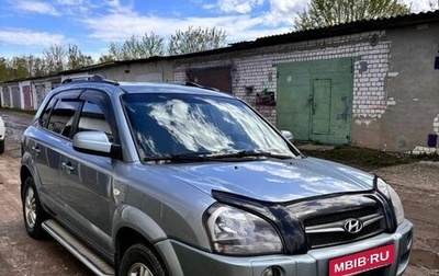 Hyundai Tucson III, 2008 год, 750 000 рублей, 1 фотография