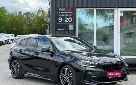 BMW 1 серия, 2021 год, 3 499 000 рублей, 3 фотография