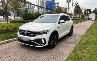 Volkswagen T-Roc I, 2022 год, 1 410 000 рублей, 1 фотография
