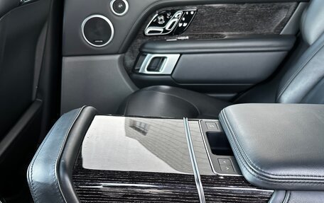 Land Rover Range Rover IV рестайлинг, 2019 год, 10 500 000 рублей, 23 фотография