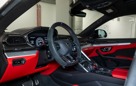 Lamborghini Urus I, 2020 год, 22 990 000 рублей, 17 фотография