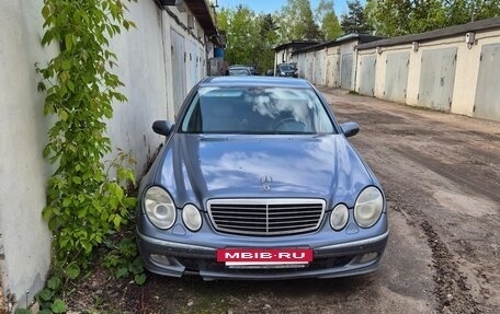 Mercedes-Benz E-Класс, 2003 год, 450 000 рублей, 2 фотография