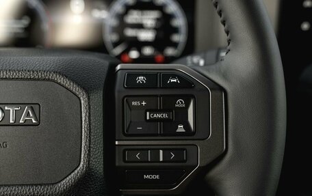 Toyota Land Cruiser Prado, 2024 год, 12 250 000 рублей, 16 фотография