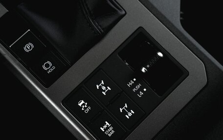 Toyota Land Cruiser Prado, 2024 год, 12 250 000 рублей, 20 фотография