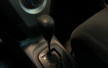 Toyota Yaris III рестайлинг, 2007 год, 730 000 рублей, 12 фотография