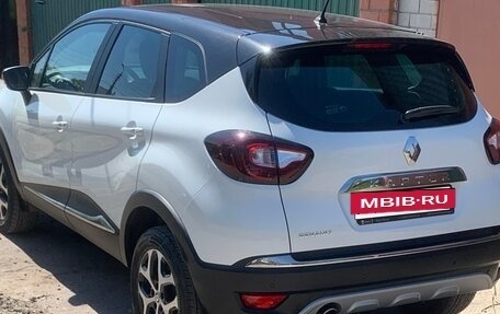Renault Kaptur I рестайлинг, 2019 год, 1 450 000 рублей, 4 фотография