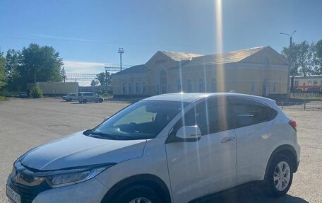 Honda Vezel, 2018 год, 2 100 000 рублей, 4 фотография