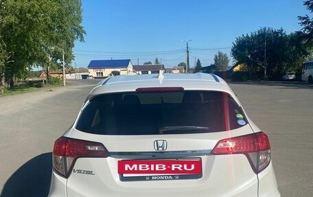 Honda Vezel, 2018 год, 2 100 000 рублей, 2 фотография