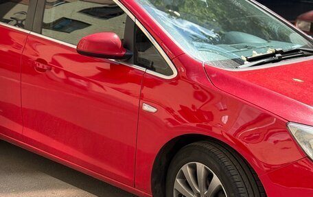 Opel Astra J, 2012 год, 670 000 рублей, 2 фотография