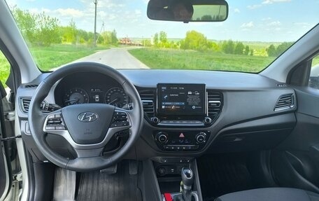 Hyundai Solaris II рестайлинг, 2020 год, 1 650 000 рублей, 10 фотография
