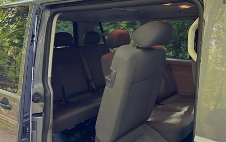 Volkswagen Caravelle T5, 2012 год, 1 665 000 рублей, 10 фотография