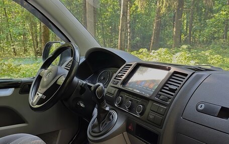 Volkswagen Caravelle T5, 2012 год, 1 665 000 рублей, 8 фотография