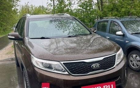KIA Sorento II рестайлинг, 2014 год, 1 570 000 рублей, 2 фотография