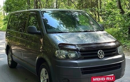Volkswagen Caravelle T5, 2012 год, 1 665 000 рублей, 4 фотография