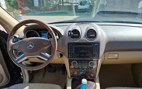 Mercedes-Benz M-Класс, 2009 год, 1 700 000 рублей, 11 фотография
