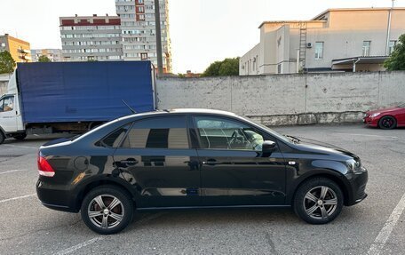 Volkswagen Polo VI (EU Market), 2013 год, 900 000 рублей, 5 фотография