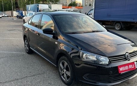 Volkswagen Polo VI (EU Market), 2013 год, 900 000 рублей, 3 фотография