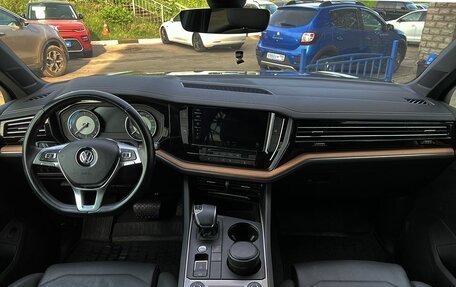 Volkswagen Touareg III, 2019 год, 5 299 000 рублей, 10 фотография