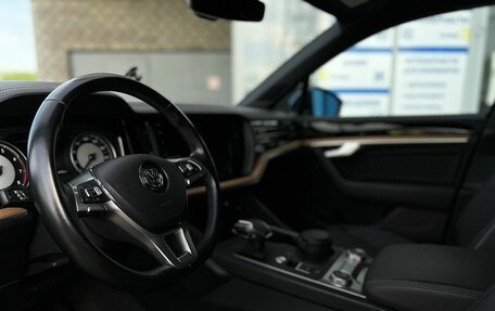 Volkswagen Touareg III, 2019 год, 5 299 000 рублей, 11 фотография