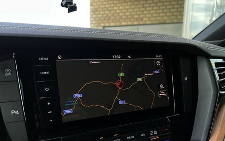 Volkswagen Touareg III, 2019 год, 5 299 000 рублей, 15 фотография