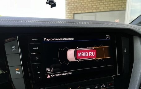 Volkswagen Touareg III, 2019 год, 5 299 000 рублей, 14 фотография