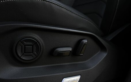 Volkswagen Touareg III, 2019 год, 5 299 000 рублей, 22 фотография