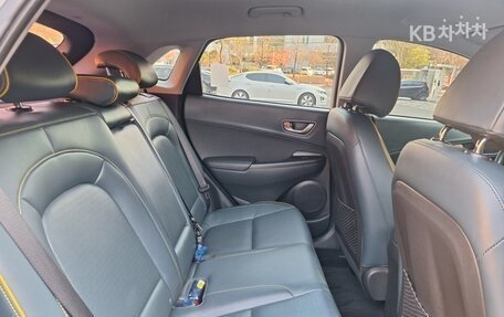Hyundai Kona I, 2020 год, 1 440 009 рублей, 14 фотография