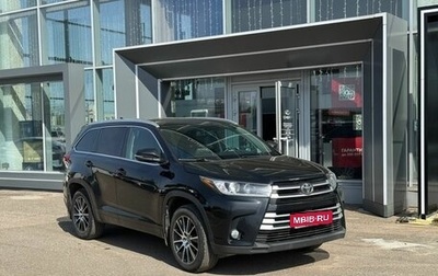 Toyota Highlander III, 2018 год, 3 719 000 рублей, 1 фотография