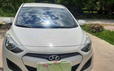 Hyundai i30 II рестайлинг, 2012 год, 1 000 000 рублей, 3 фотография
