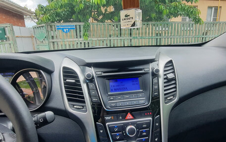 Hyundai i30 II рестайлинг, 2012 год, 1 000 000 рублей, 9 фотография