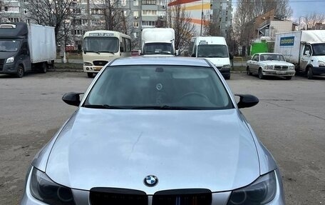 BMW 3 серия, 2006 год, 950 000 рублей, 2 фотография