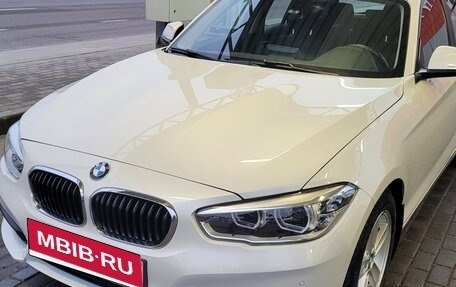BMW 1 серия, 2017 год, 2 100 000 рублей, 4 фотография