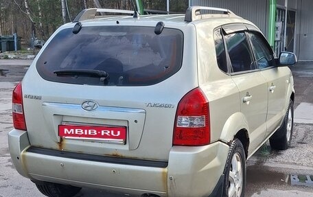 Hyundai Tucson III, 2007 год, 525 000 рублей, 2 фотография