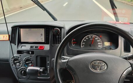 Toyota Town Ace IV, 2018 год, 2 000 000 рублей, 2 фотография