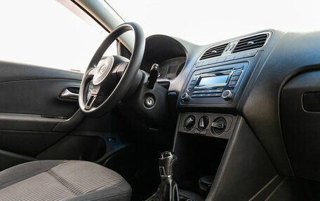 Volkswagen Polo VI (EU Market), 2011 год, 788 000 рублей, 15 фотография