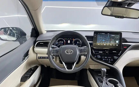 Toyota Camry, 2021 год, 2 492 813 рублей, 9 фотография
